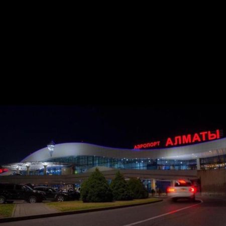 Ахметова 12 Apartamento Almaty Exterior foto