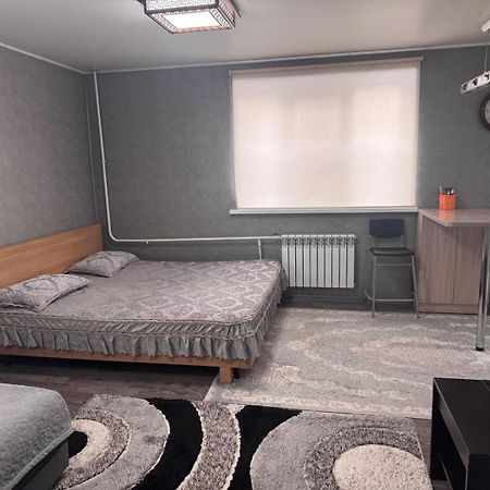 Ахметова 12 Apartamento Almaty Exterior foto